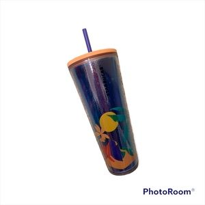 Starbucks girl on beach tumbler!🏝☀️🌊